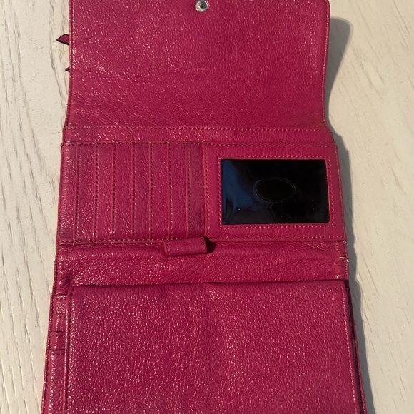 Pink guess wallet - Picture 6 of 6